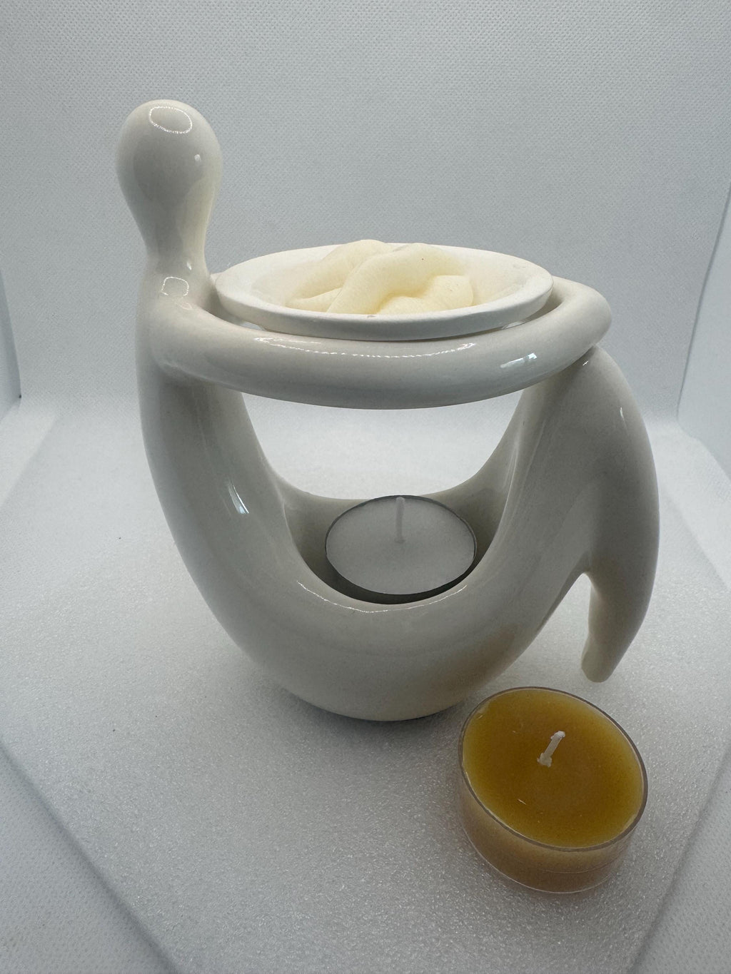 Elegant Candle Melts Burner Set: Beeswax Candles & Organic Fragrance