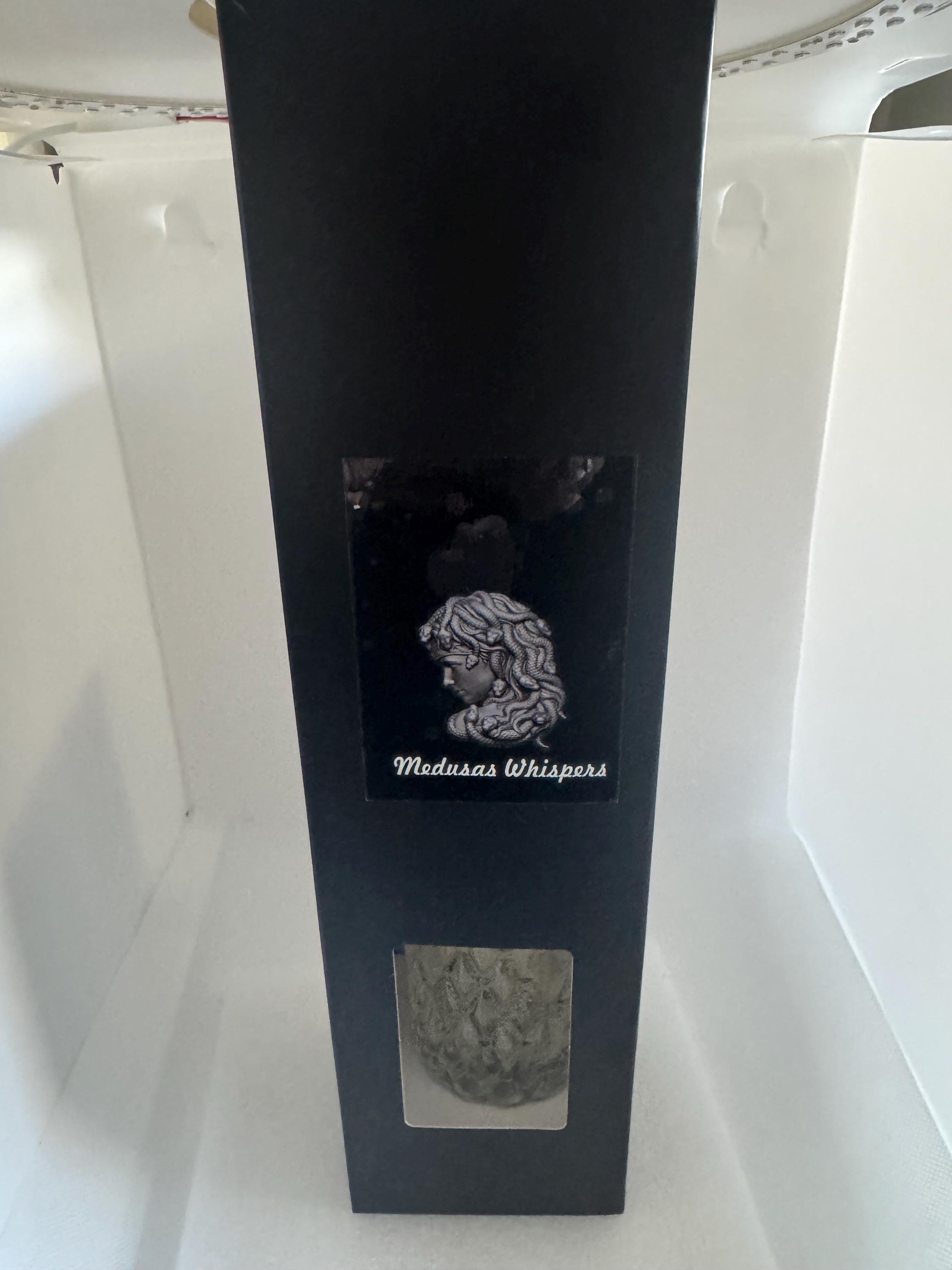 Medusa Reed Diffuser Set: 250ml Glass Bottle + Car Diffuser